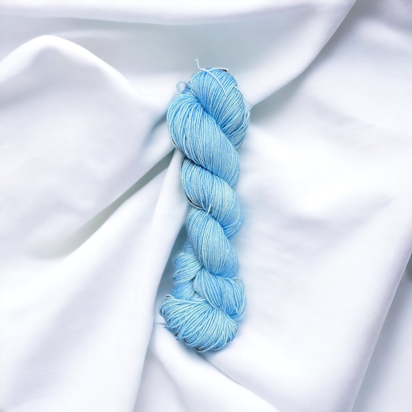 84/16 Superwash Merino/Sparkling Nylon sock yarn - SkeinAppeal