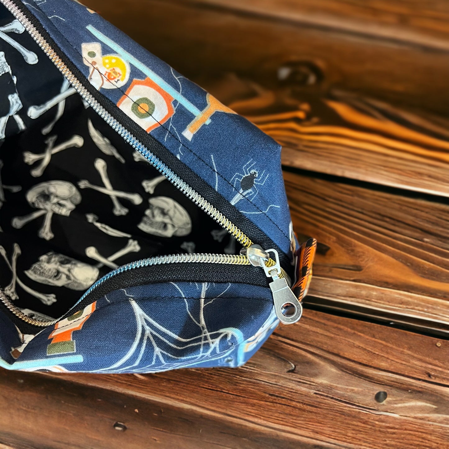 Small boxy zippered project bag-spooky potions - SkeinAppeal