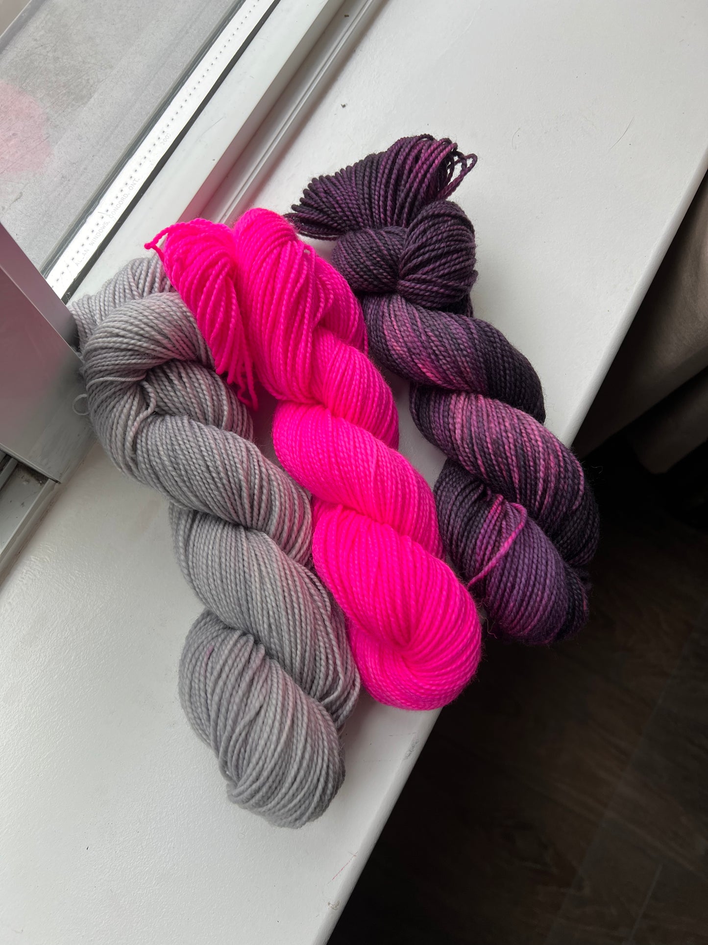 *Misfit*- 80/20 SW Dk Weight, highlighter pink - SkeinAppeal