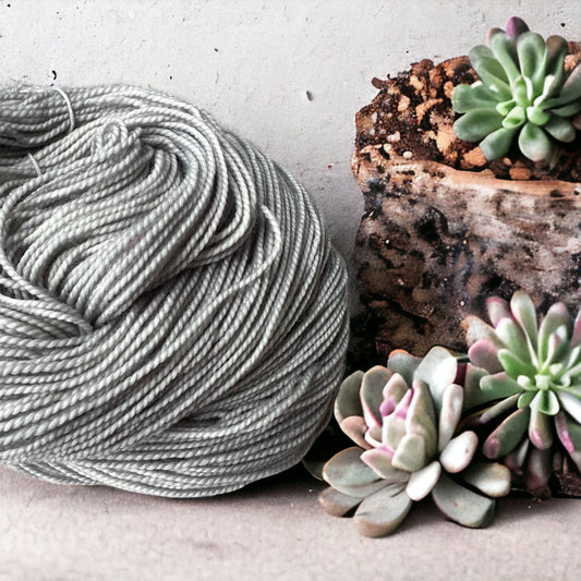 *Misfit*-80/20 SW DK Silver grey - SkeinAppeal