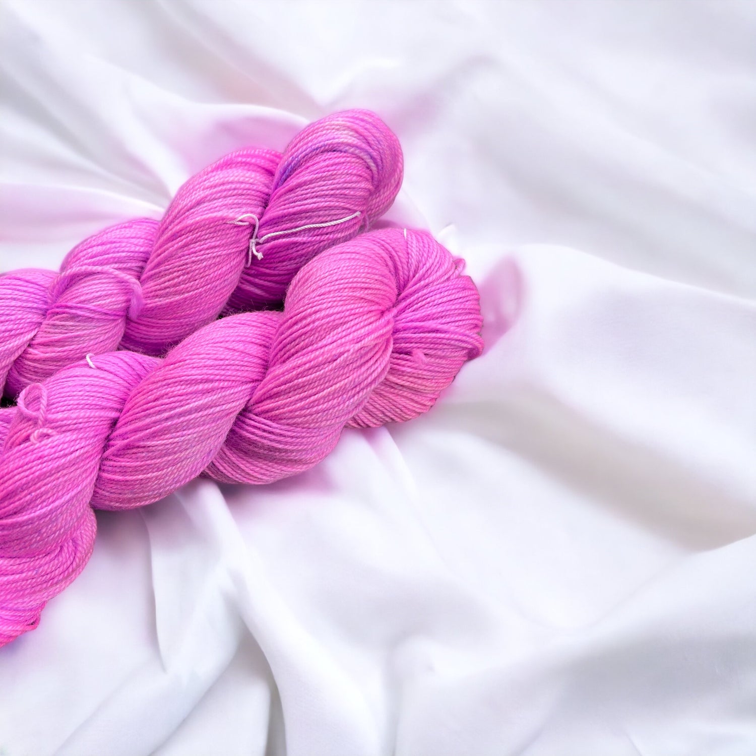 Misfit-80/20 superwash merino/nylon sock yarn - SkeinAppeal