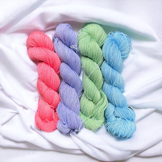 84/16 Superwash Merino/Sparkling Nylon sock yarn - SkeinAppeal