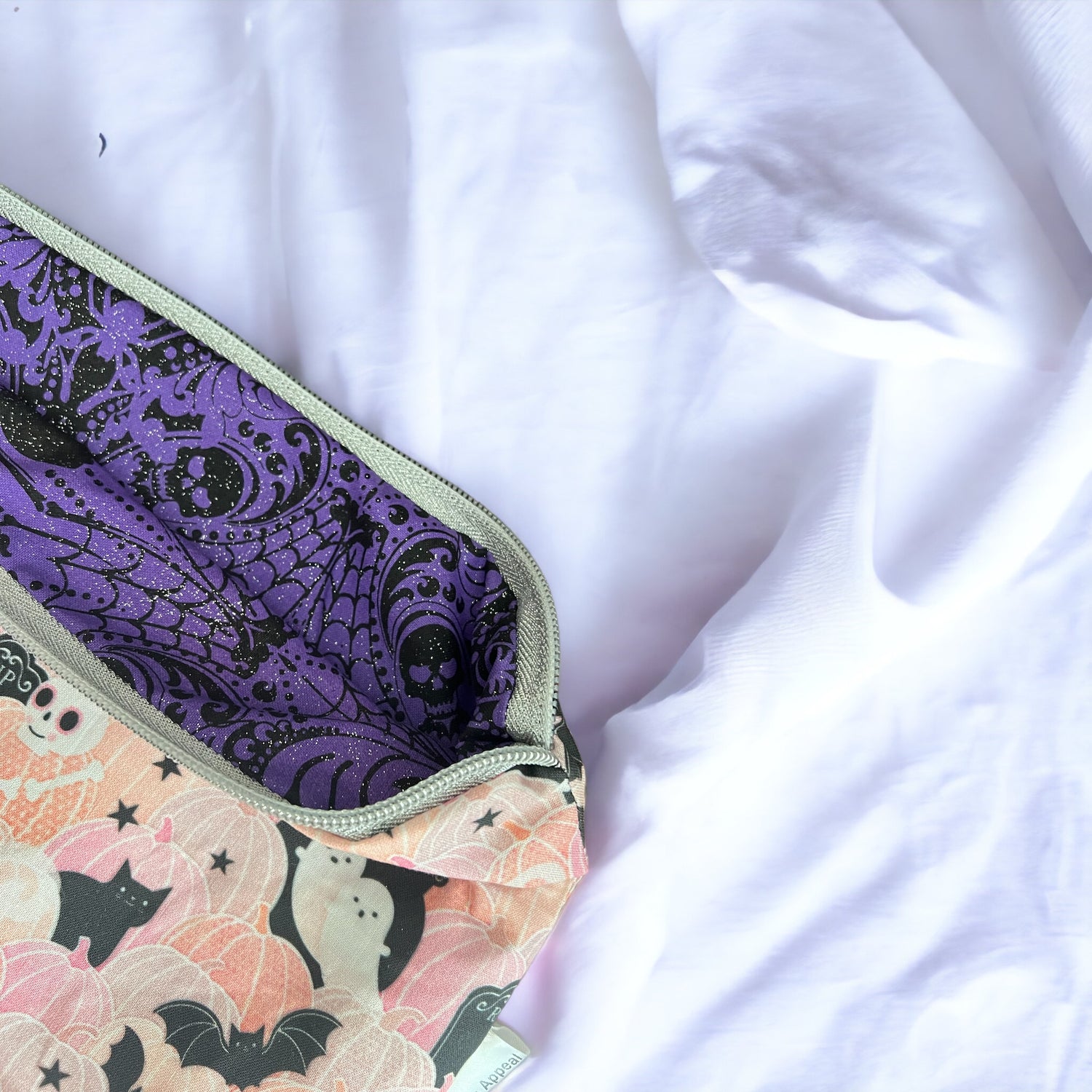 Large Pink Pumpkin & Ghost Zippered Project Bag - SkeinAppeal