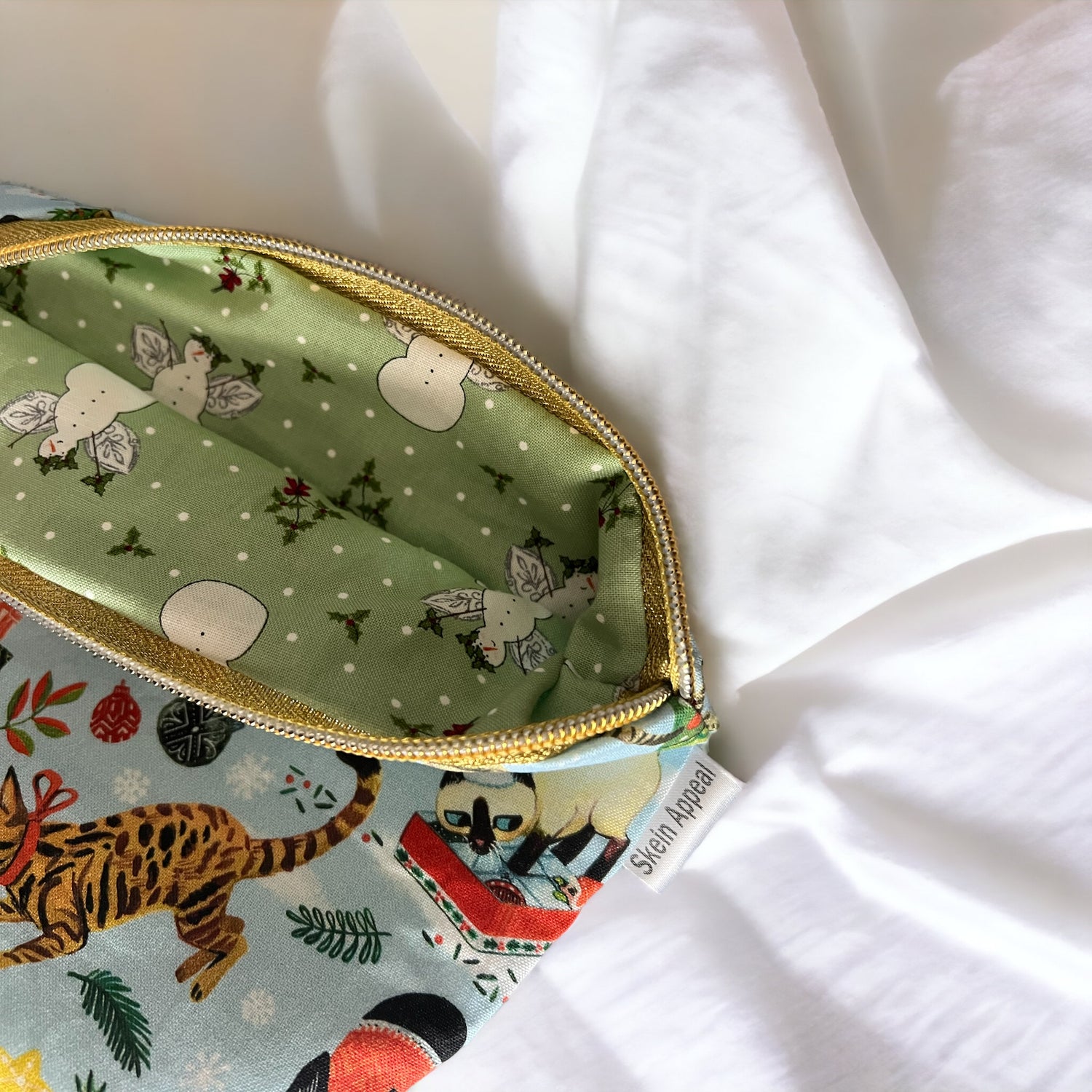 Small/Sock Sized Zippered Project Bag- Naughty Cats - SkeinAppeal