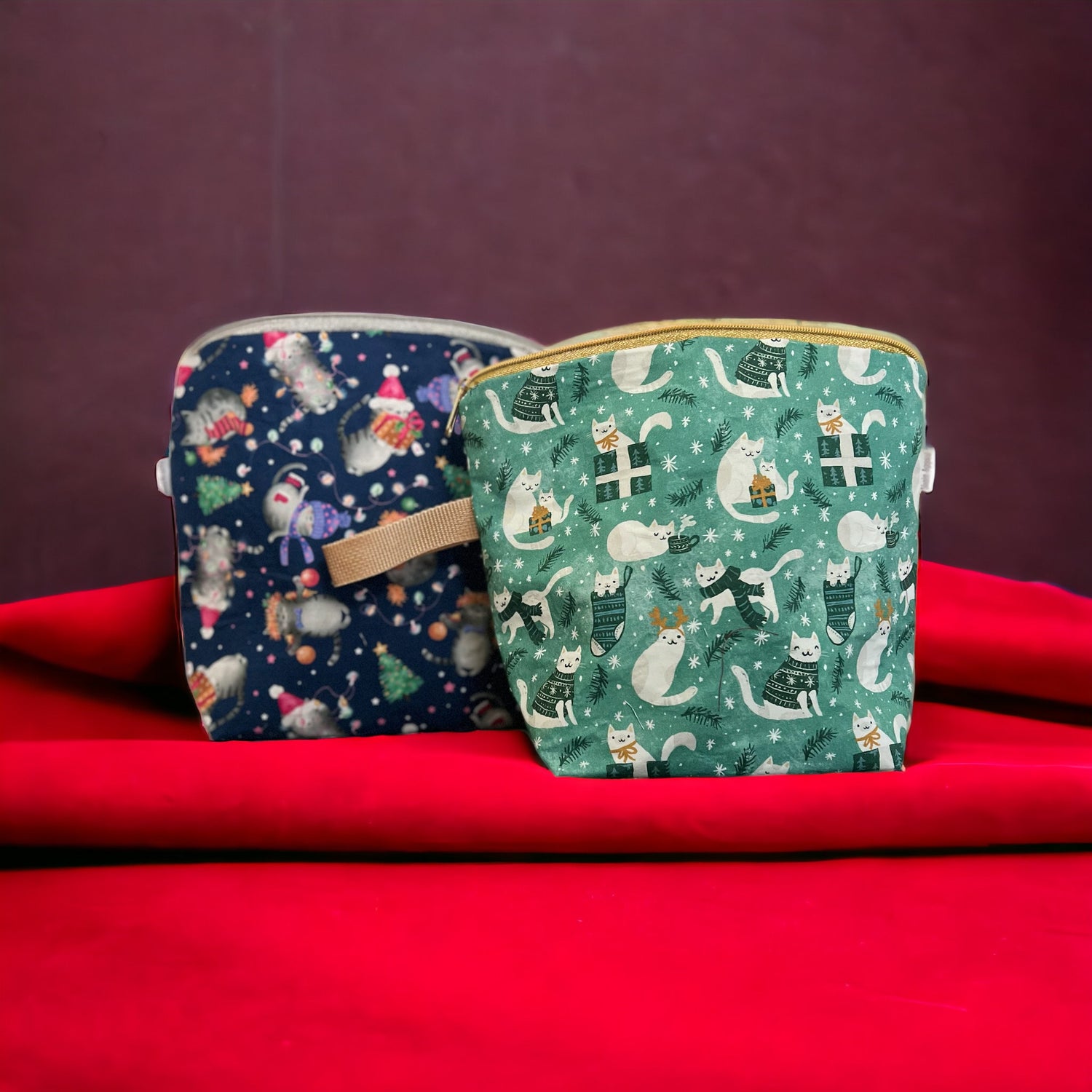 Large Zippered Project Bag- Holidays Cats - SkeinAppeal