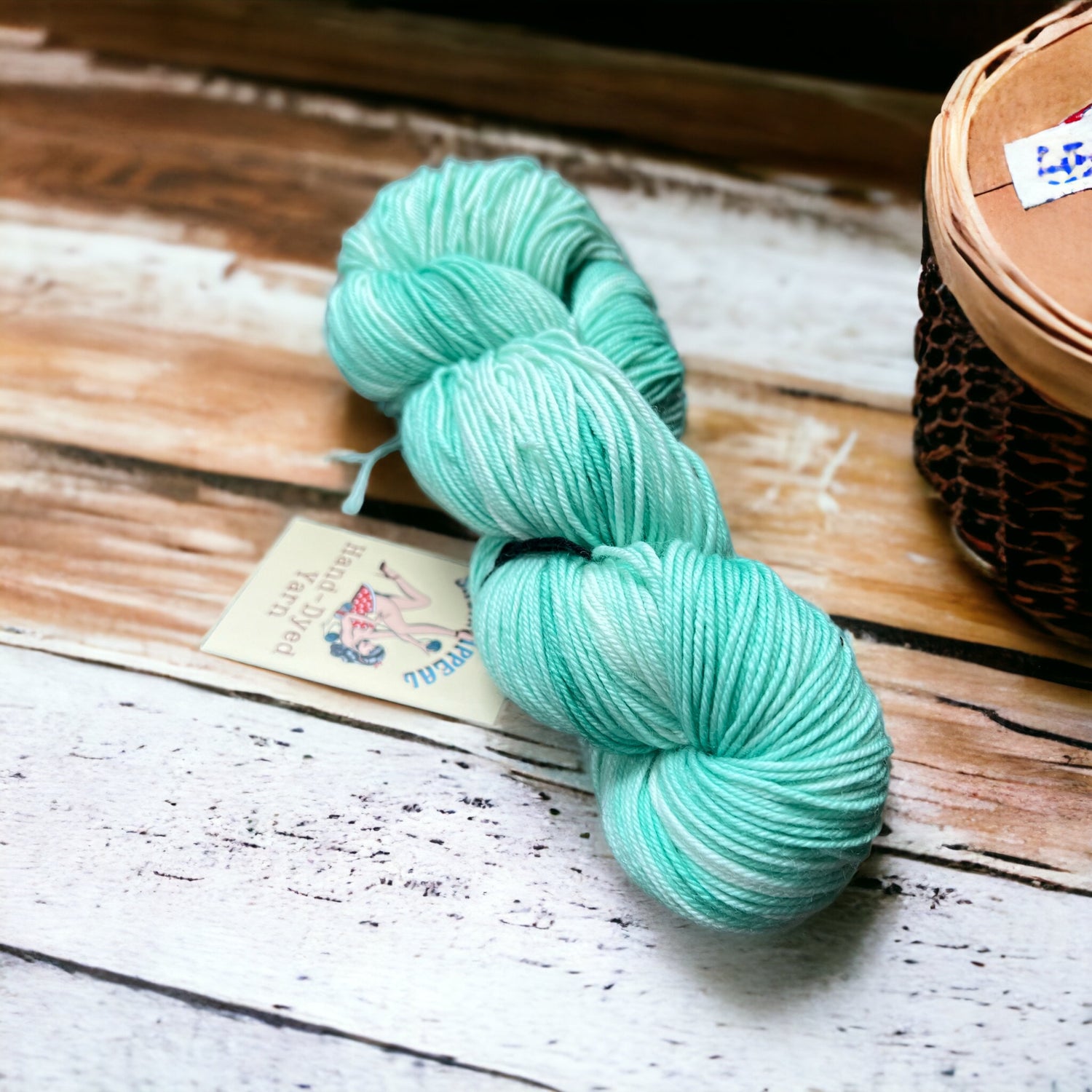 Light Dk/Sport Weight yarn - SkeinAppeal